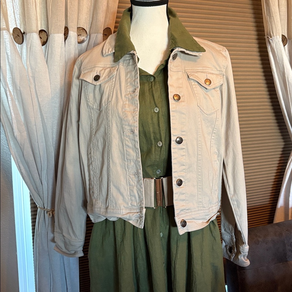 Stylish Beige Jean Jacket